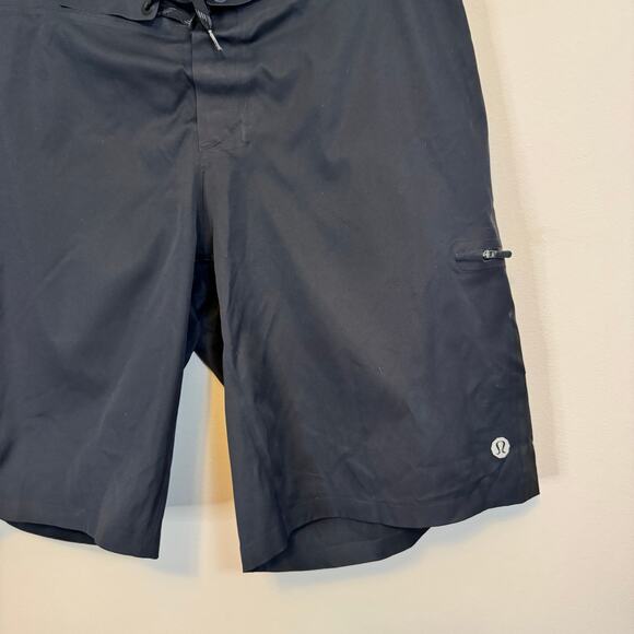 Lululemon Board Shorts Mens 40 Black Lace Beach Summer Surf Swim Trunks Athletic - Picture 4 of 8
